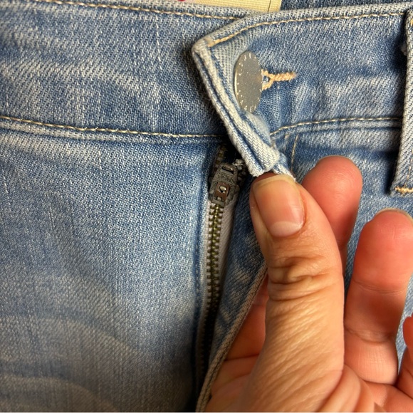 L'AGENCE Alexia High Rise Crop Cigarette Jeans in Melrose Wash size: 28 - Picture 5 of 9